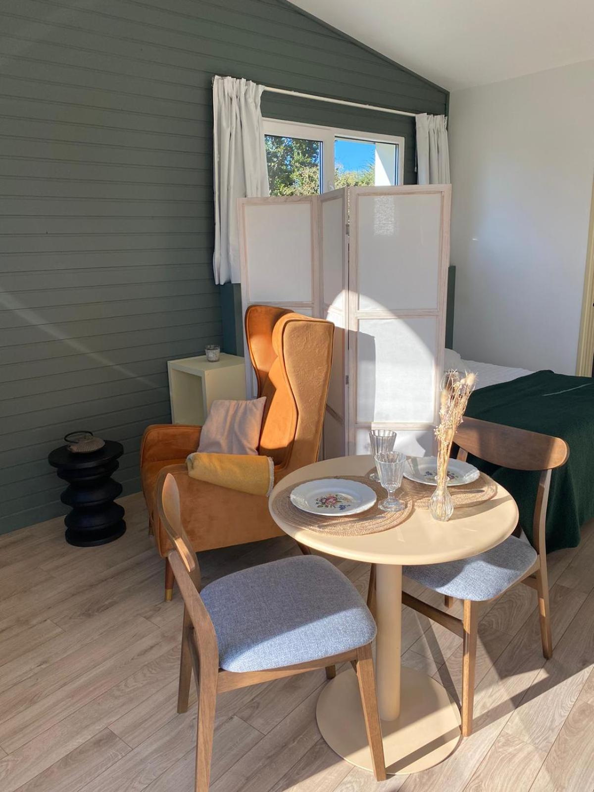 Hotel Les Voisins Beaucemaine Ploufragan Oda fotoğraf