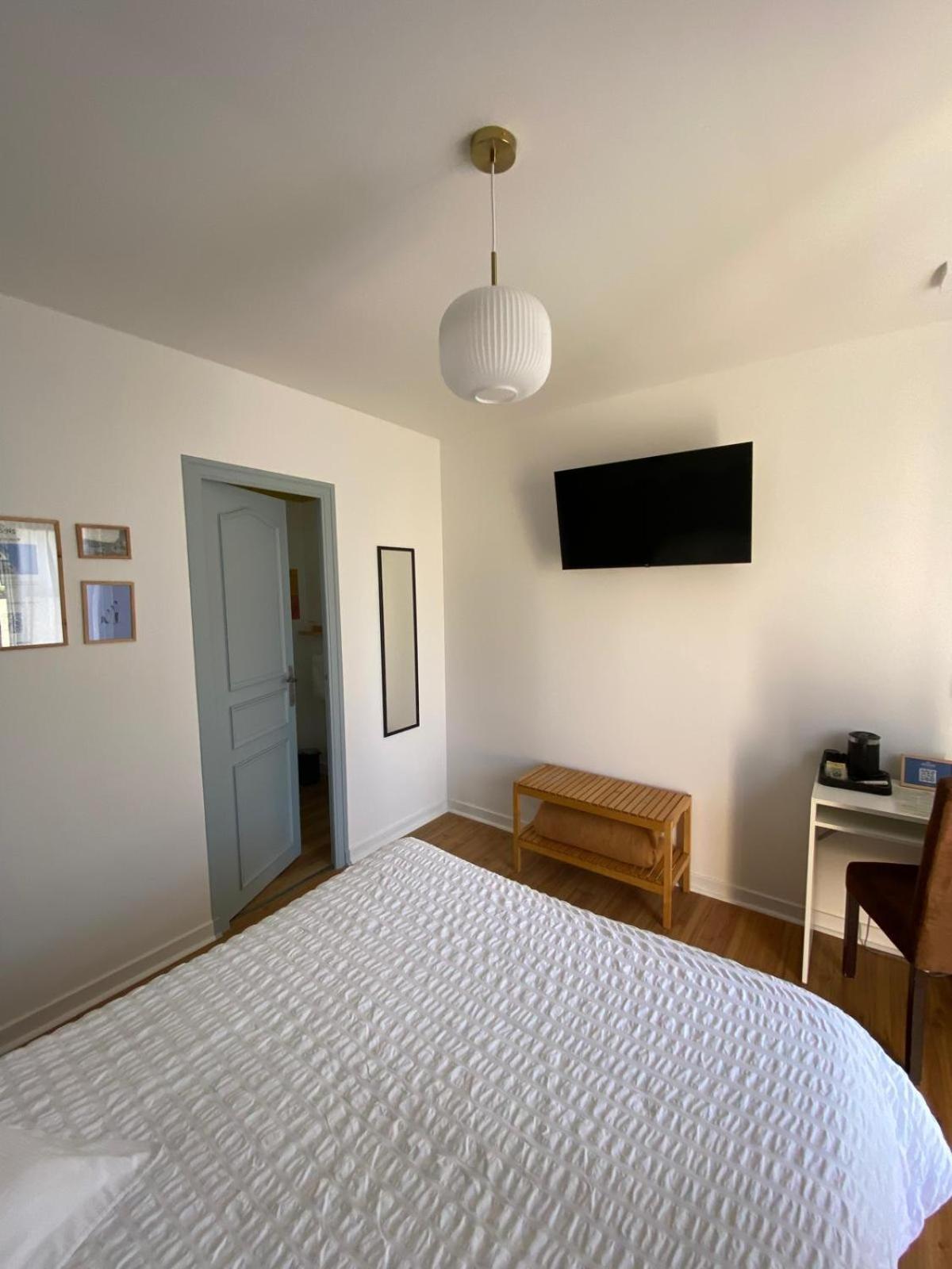 Hotel Les Voisins Beaucemaine Ploufragan Oda fotoğraf